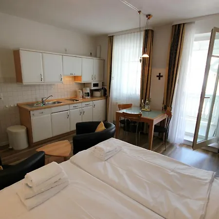 Haus & Seydlitz By Rujana Apartment *