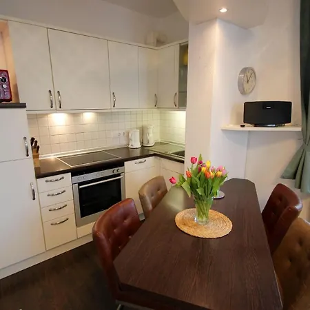 Haus & Seydlitz By Rujana